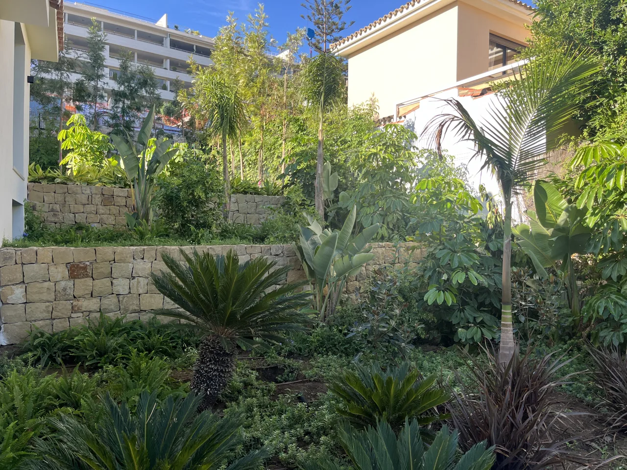 Casa en Nueva Andalucía garden: view 22 from the photographic archive